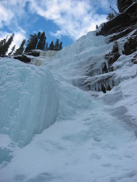 O/B Hit List: Ice Climbing in Hyalite